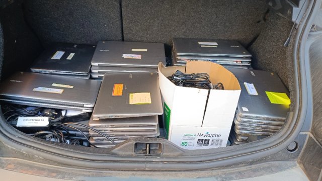 Reciclaje material electrónico