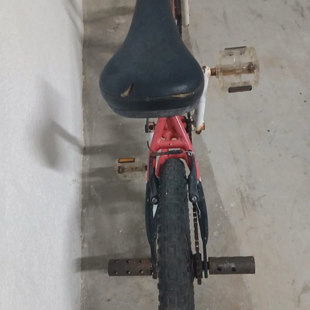 Bicicleta BMX Monty Roja