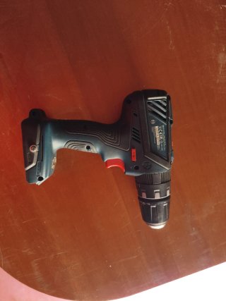 Taladro Percutor Bosch GSB 18-2-LI Plus .