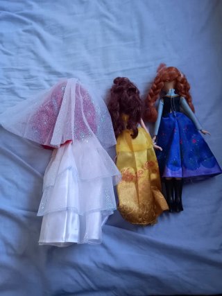 Muñecas Barbie: Ariel, Anna y Bella