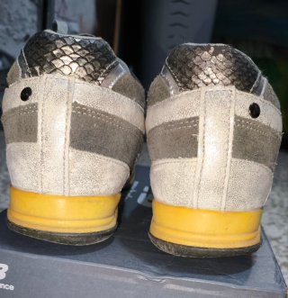 Deportivas Lois Grises y Plateadas