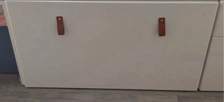 Mueble modular blanco: cajonera, armario y escrito
