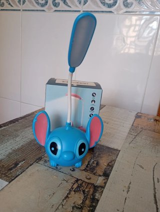Lámpara LED Stitch con Sacapuntas USB