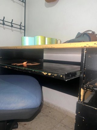 Escritorio madera y silla oficina