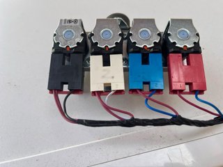 Elettrovalvola per lavatrice asciugatrice Hisense