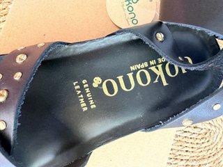 Sandalias Yokono Negras Tachuelas