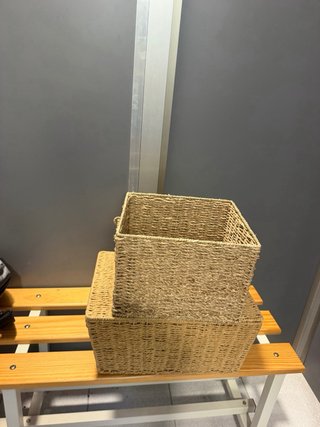 Cesta de mimbre con tapa