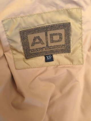 Chaqueta  mujer Adolfo Dominguez dorada