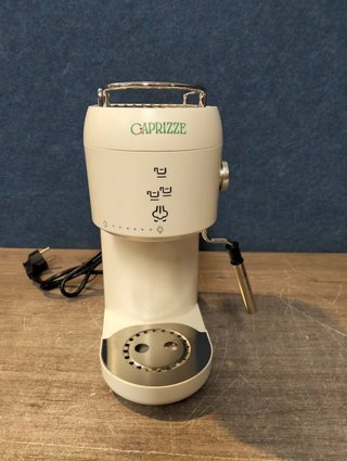 Cafetera Express Semiautomática Caprizze Hikari