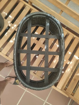 Cama para perro ratán negra