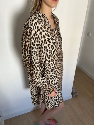 Blusa H&M Leopardo Talla L