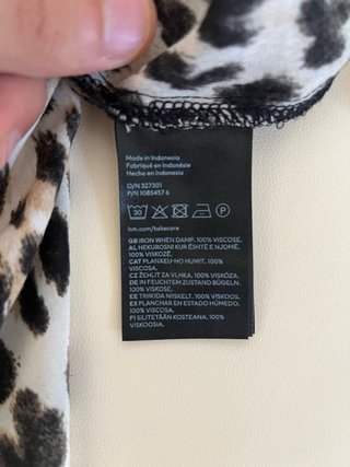 Blusa H&M Leopardo Talla L