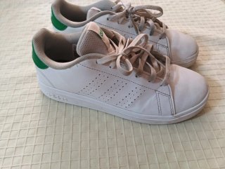 Zapatillas Adidas niño blancas y verdes