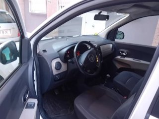 Dacia Lodgy 2013