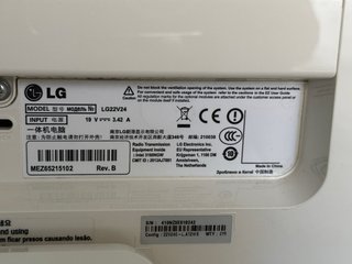 Ordenador LG Blanco Modelo LG22V24