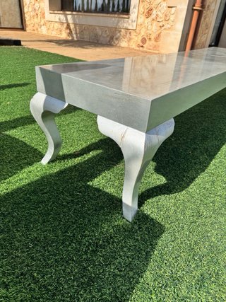 Banco artesanal de madera hecho a mano