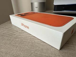 IPHONE 17 PRO 256 GB COSMIC ORANGE PRECINTADO.