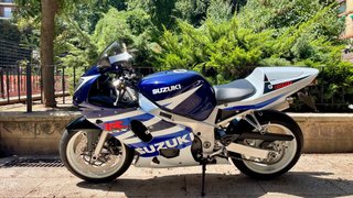 Suzuki GSX-R 600 K3 Sportbike