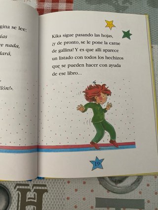 Kika embruja los deberes