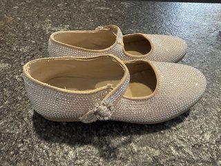 Bailarinas niña ceremonia talla 32