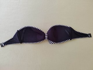 Top bikini rayas azul marino y blanco