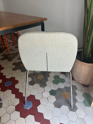 Silla IKEA SKÄLSTA tapizada metal tubular