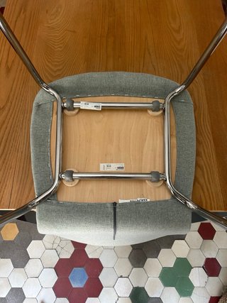 Silla IKEA SKÄLSTA tapizada metal tubular