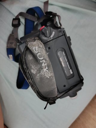 Sony Handycam Vision video Hi8 CCD-TRV40BE