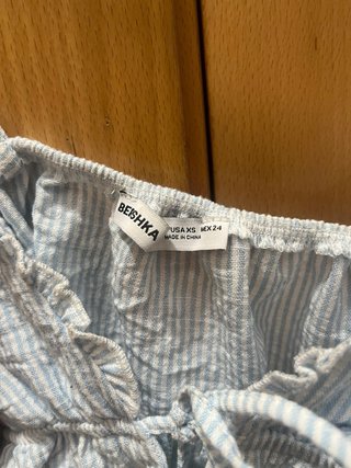 Top tirantes Bershka azul claro Talla XS