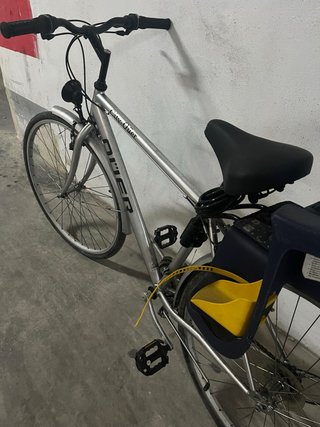 Bicicleta con silla para niño