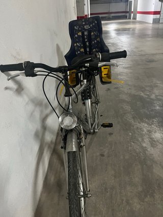 Bicicleta con silla para niño