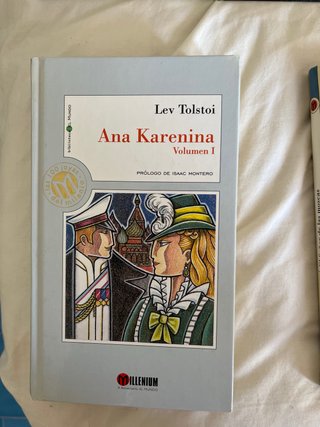 8 libros colec. Milleniun escucho ofertas x obra