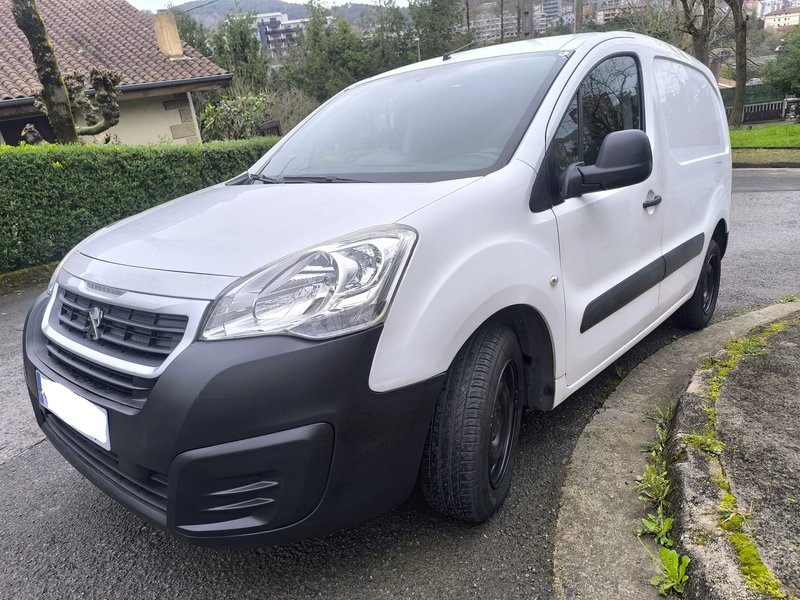 Peugeot Partner 1.6 BlueHDI 75cv 2019 - foto 1