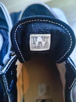 Vans Talla 41 Negras/Blancas
