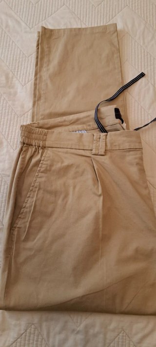Pantalón beige El Corte Inglés