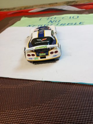 Scalextric Corvette C6R Analógico