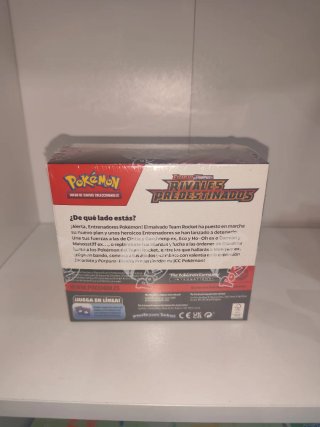 Caja Pokémon Sellada Rivales Predestinados