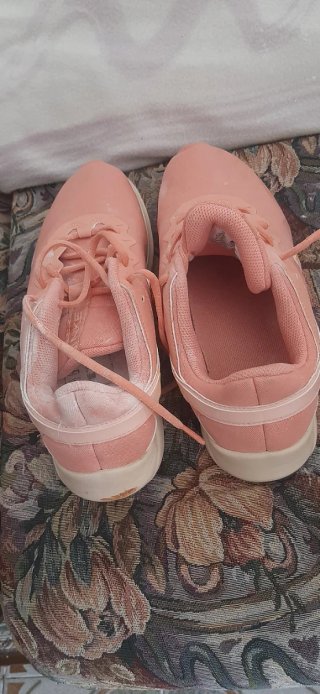 Zapatillas Nike Mujer Rosa y Amarillo