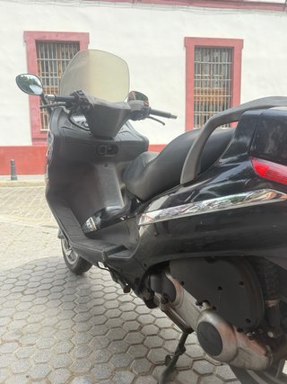 Piaggio X8 125 Premium Negra