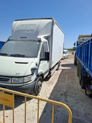 Iveco Daily 2006 cambio por furgon
