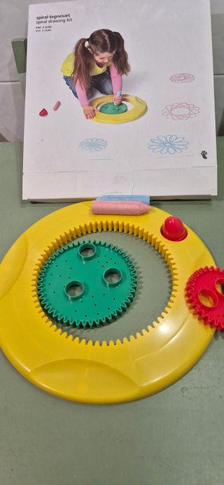 Juego de dibujo espiral
