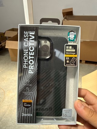 Funda Benks iPhone 16 Pro Max Kevlar