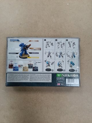 Warhammer 40,000 Space Marines Infernus + Pinturas