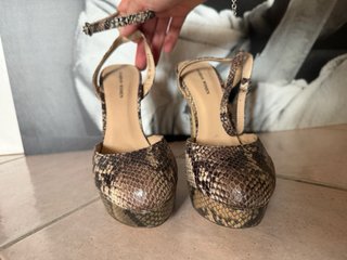 Scarpe con tacco pitonate