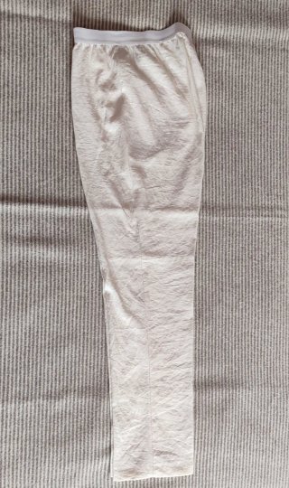 Pantalón fluido color crema