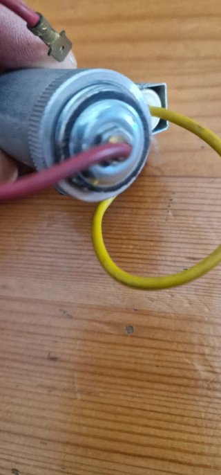 Encendedor Coche Clásico