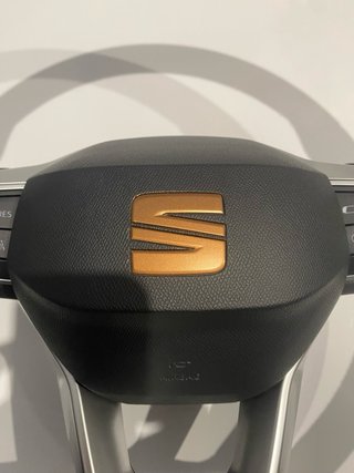 Volante Seat León FR 2025