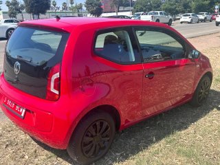 Volkswagen up! 2015