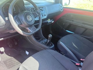 Volkswagen up! 2015