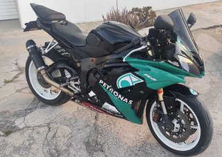 Yamaha R6 2008 Sportbike Negra y Verde